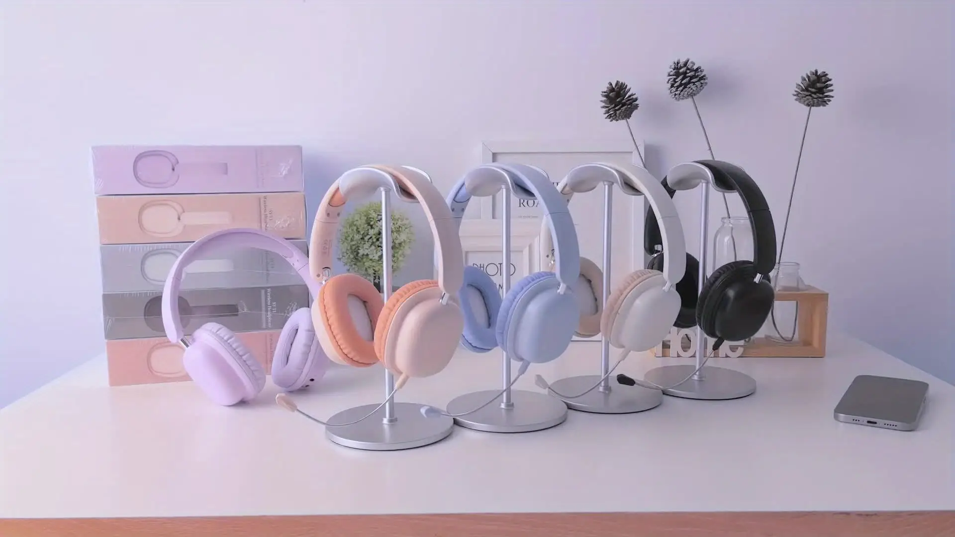 Wireless Over-Ear Bluetooth Headphones – 15hr Playtime, Deep Bass, Foldable Design & Built-In Mic - Image 3